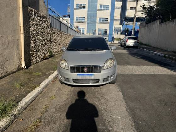 FIAT LINEA 1.8 ABSOLUTE 16V FLEX 4P AUTOMATIZADO